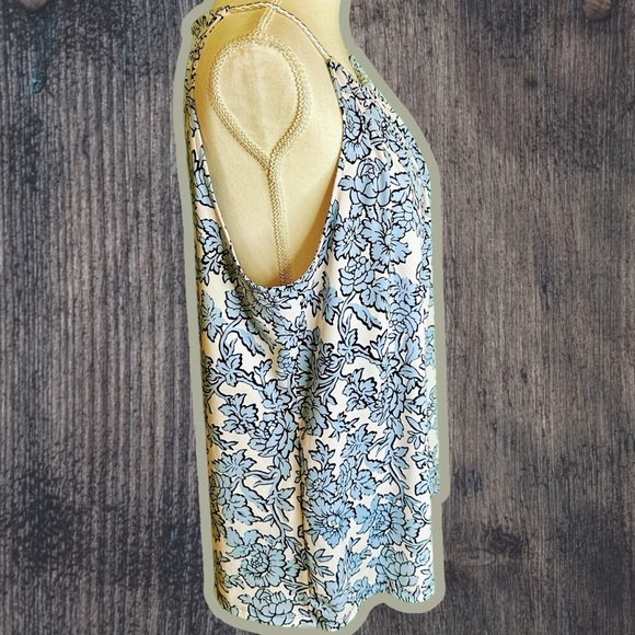 MICHAEL Michael Kors Blue Floral Keyhole Sleeveless Top W/ Braided Leather Strap - Picture 8 of 8